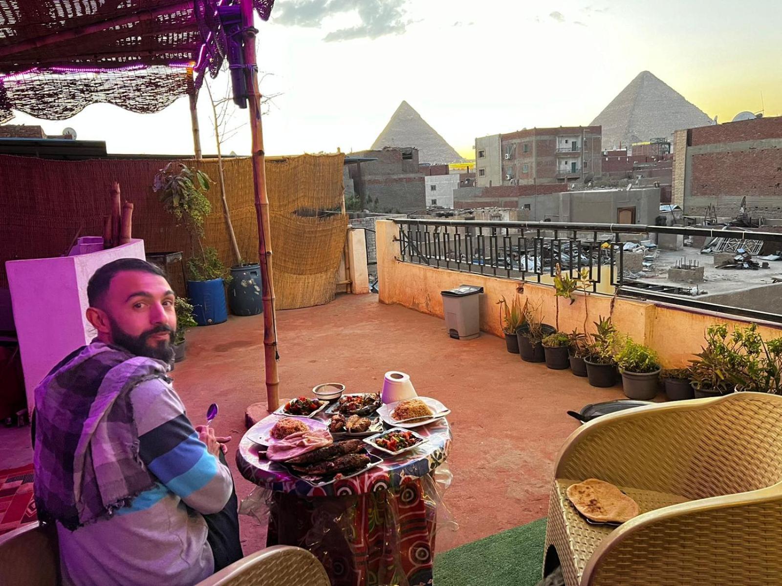 Jana Pyramids View In 3 Bed and Breakfast Kafret el-Gabal Exteriör bild
