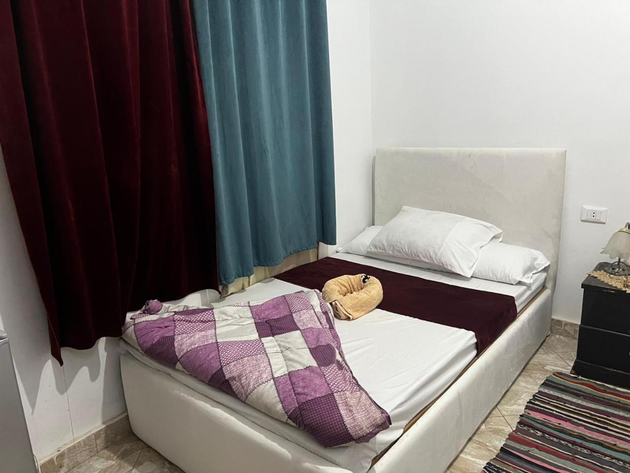 Jana Pyramids View In 3 Bed and Breakfast Kafret el-Gabal Exteriör bild