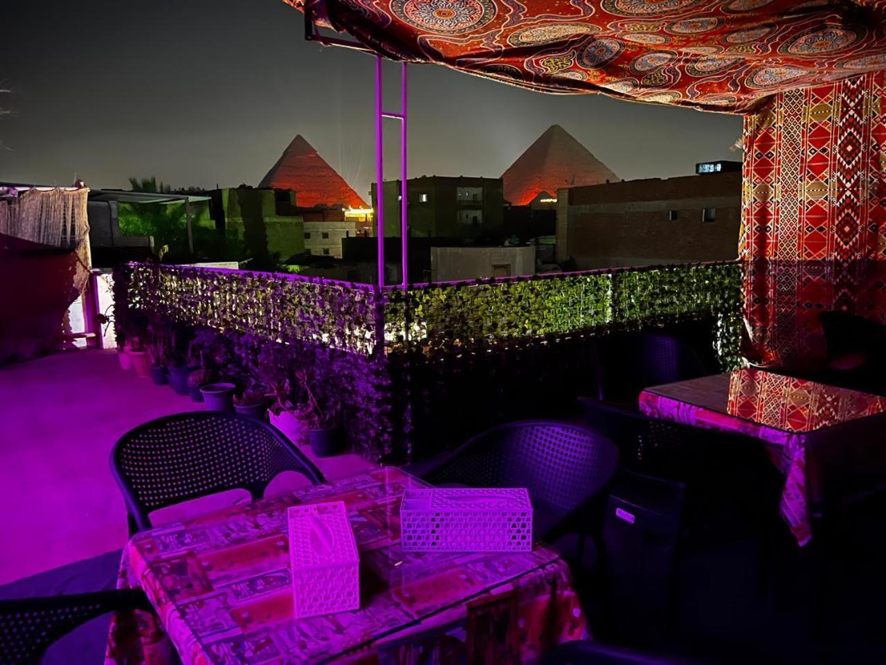 Jana Pyramids View In 3 Bed and Breakfast Kafret el-Gabal Exteriör bild