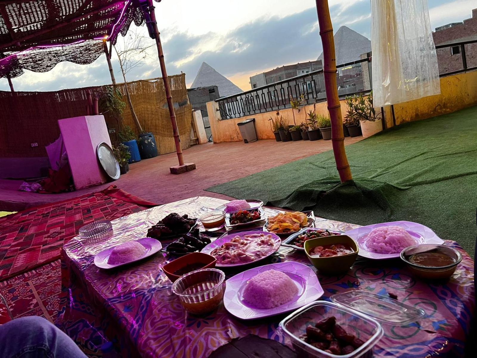 Jana Pyramids View In 3 Bed and Breakfast Kafret el-Gabal Exteriör bild