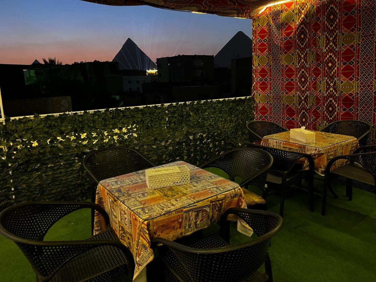 Jana Pyramids View In 3 Bed and Breakfast Kafret el-Gabal Exteriör bild