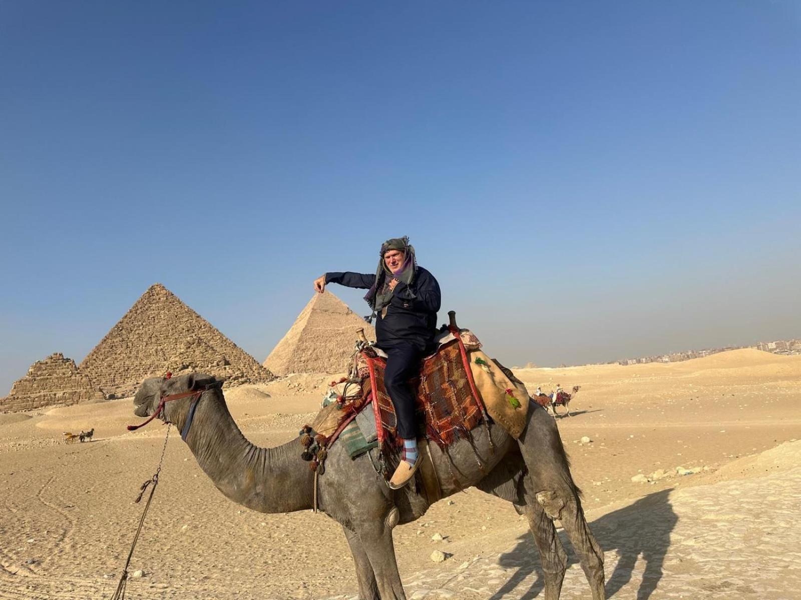 Jana Pyramids View In 3 Bed and Breakfast Kafret el-Gabal Exteriör bild